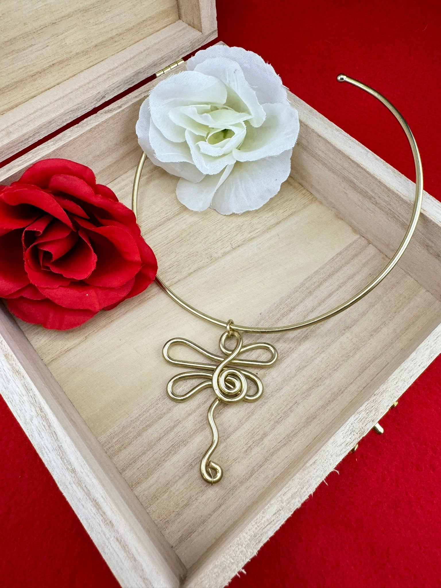 Unique Adjustable gold Hasli necklace with dragon fly pendant/no earrings/Indian jewelry/unique necklace/Bridesmaids gift/Indo Western