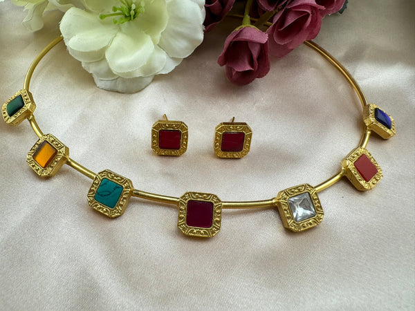 Premium Quality Multicolor stone, Kundan Matt Gold Hasli Necklace with studs earring/Indian jewelry/Sleek Necklace set/Bridesmaids gift