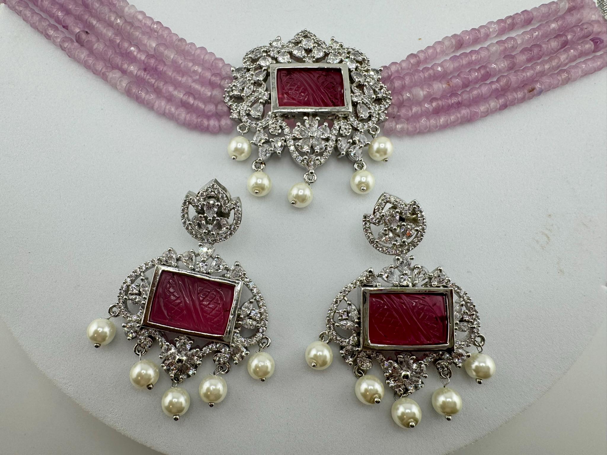 Premium fusion Choker necklace set with CZ pendant, carved stones and Onyx Hydro beads