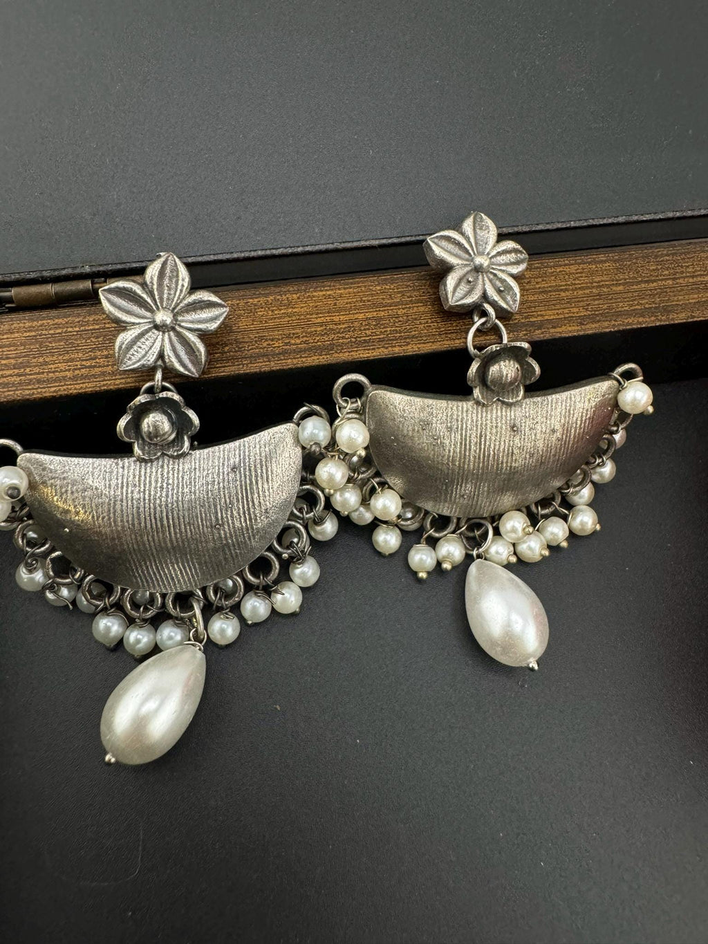 German silver oxidized Earrings with pearls and stones