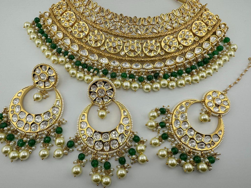 BRIDAL Tyaani Kundan Inspired Premium High gloss Broad Bridal necklace set with earring and Tika