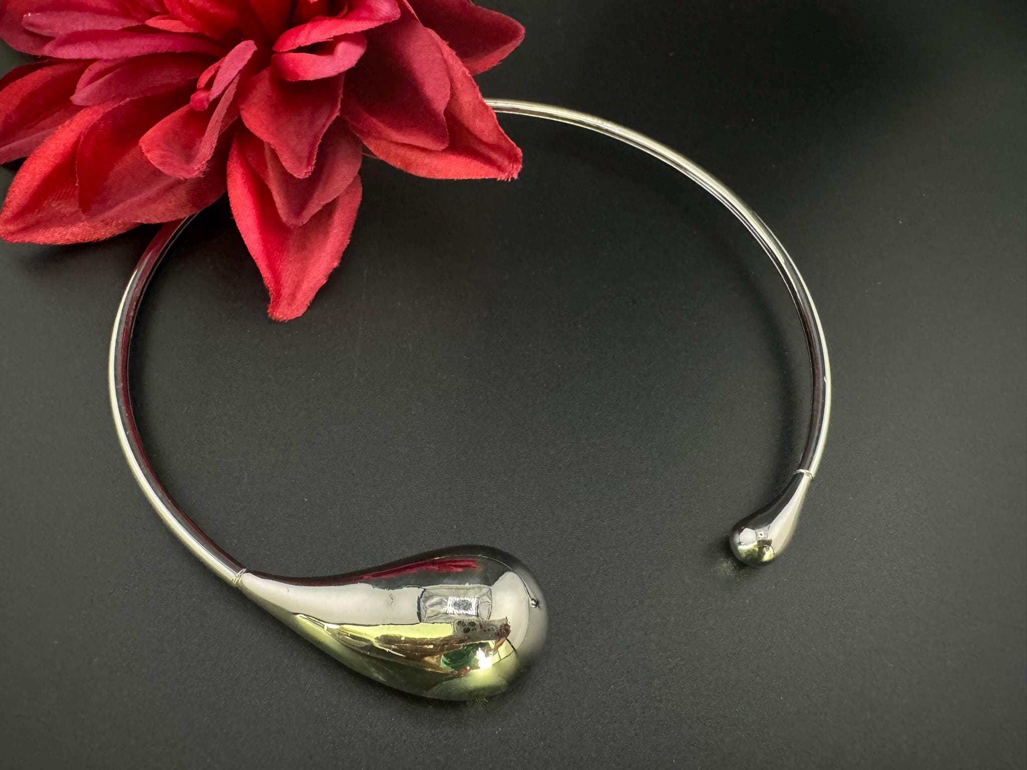 Premium Quality Shiney Silver Hasli Necklace only/Drop design necklace/Designer inspired/Indian jewelry/Sleek Necklace/everyday wear