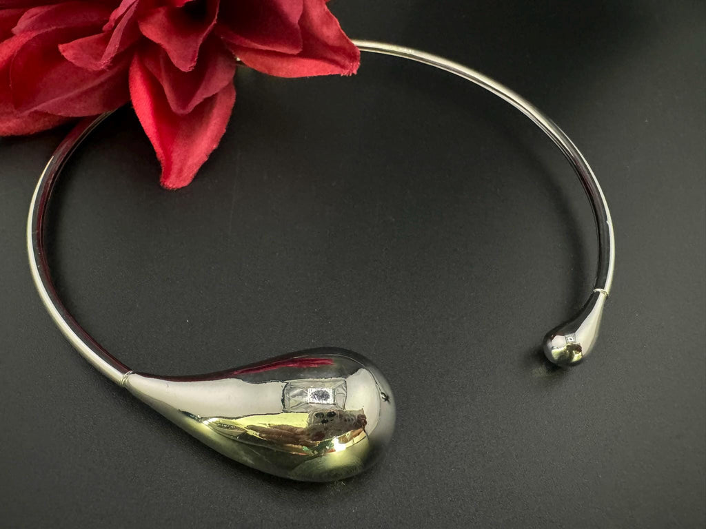 Premium Quality Shiney Silver Hasli Necklace only/Drop design necklace/Designer inspired/Indian jewelry/Sleek Necklace/everyday wear