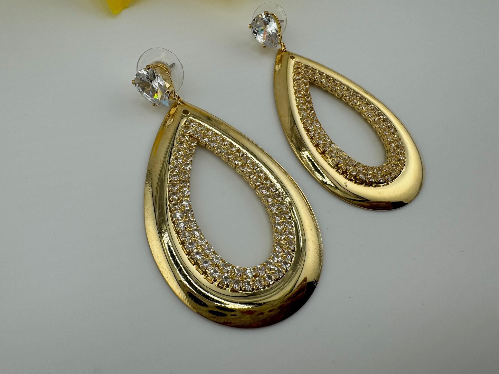 Shiny Gold and Cubic Zirconia earrings in unique sleek Oval design/Statement earrings/everyday jewelry/Indian Earrings/lightweight earrings