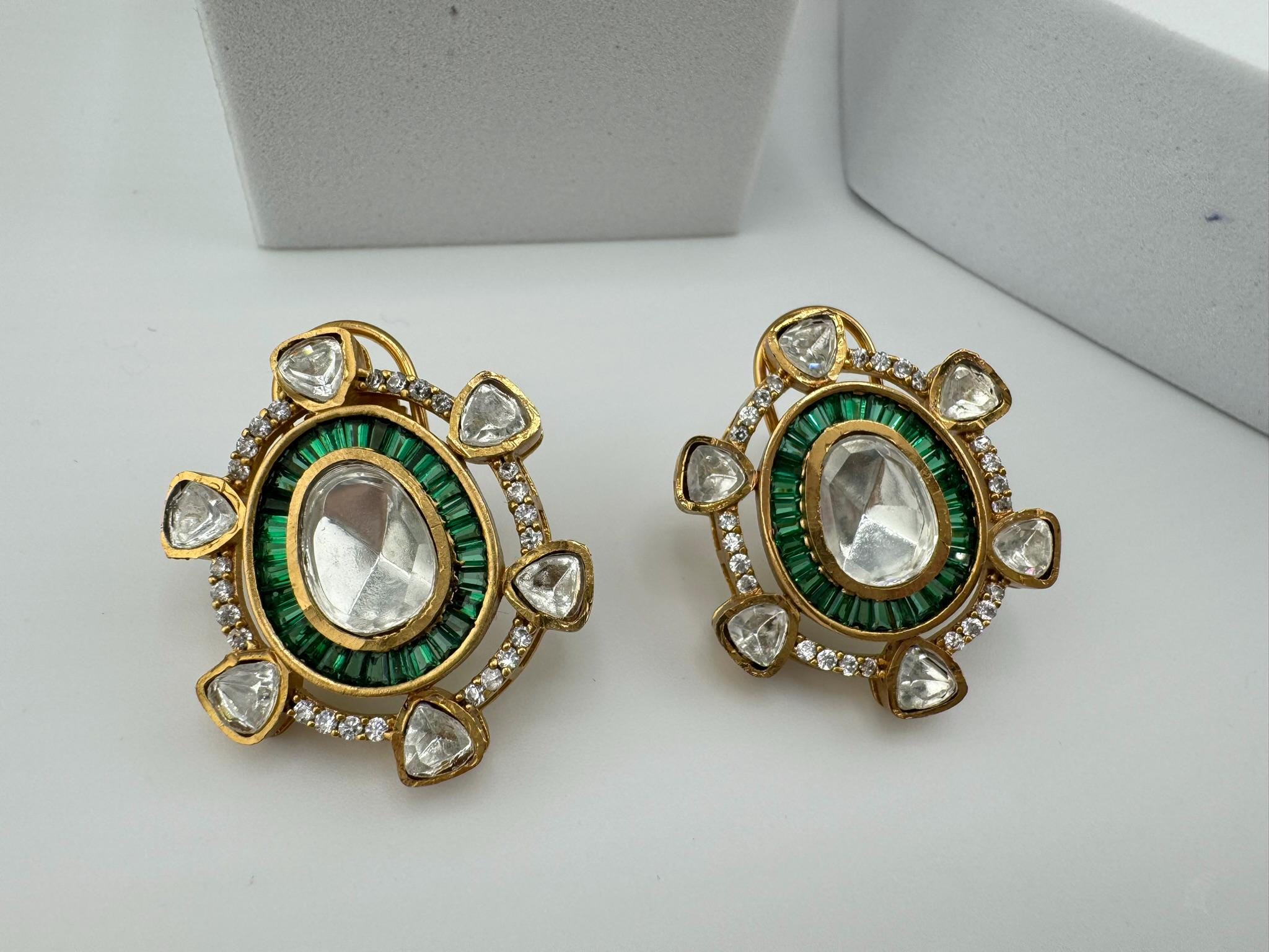 High Quality Premium uncut Kundan and CZ in channel setting is designer Big stud earrings/Big kundan CZ Stud earrings/statement stud