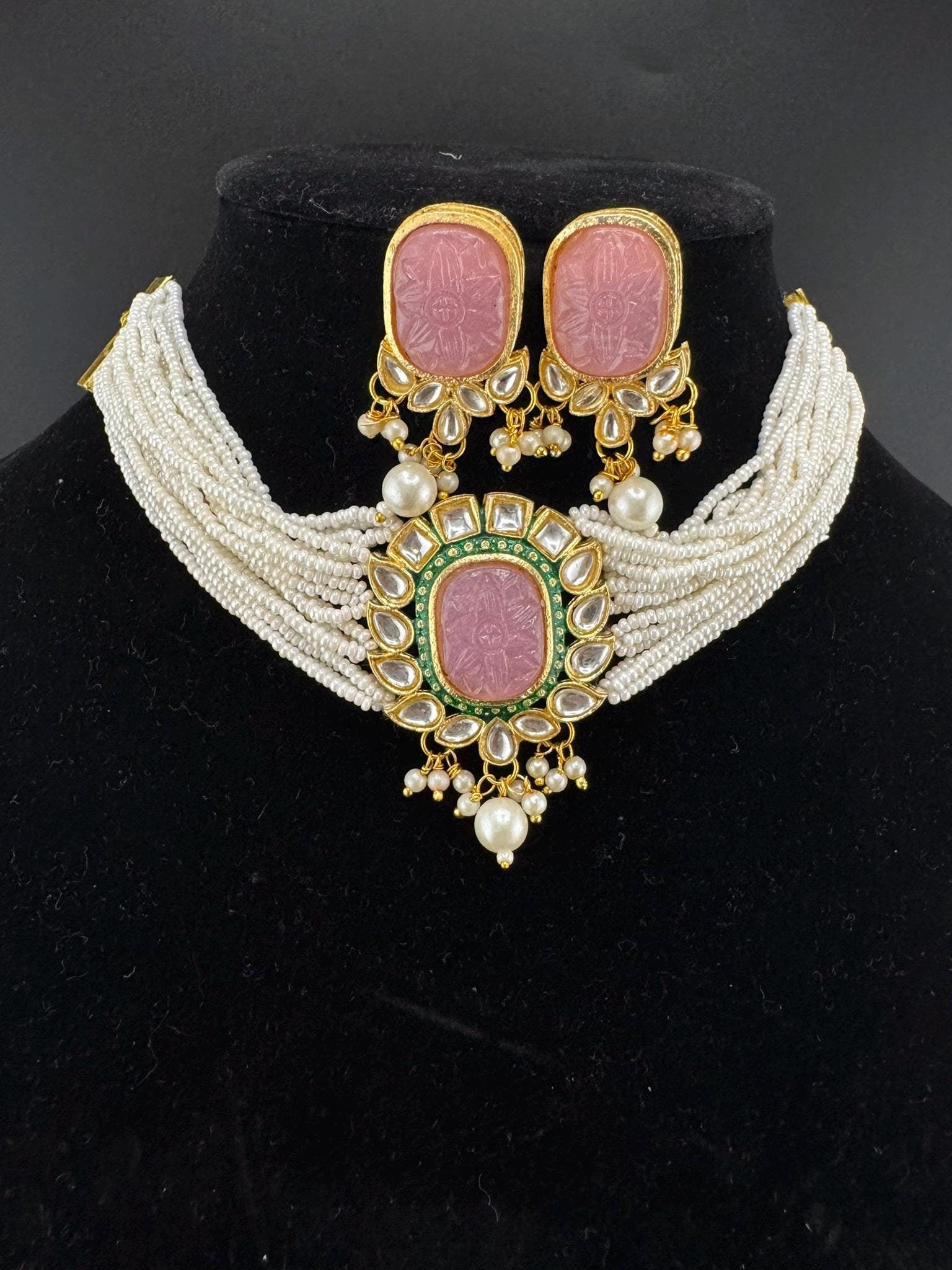 Carved stone and Kundan in small pearls mala Choker Necklace set with studs earrings