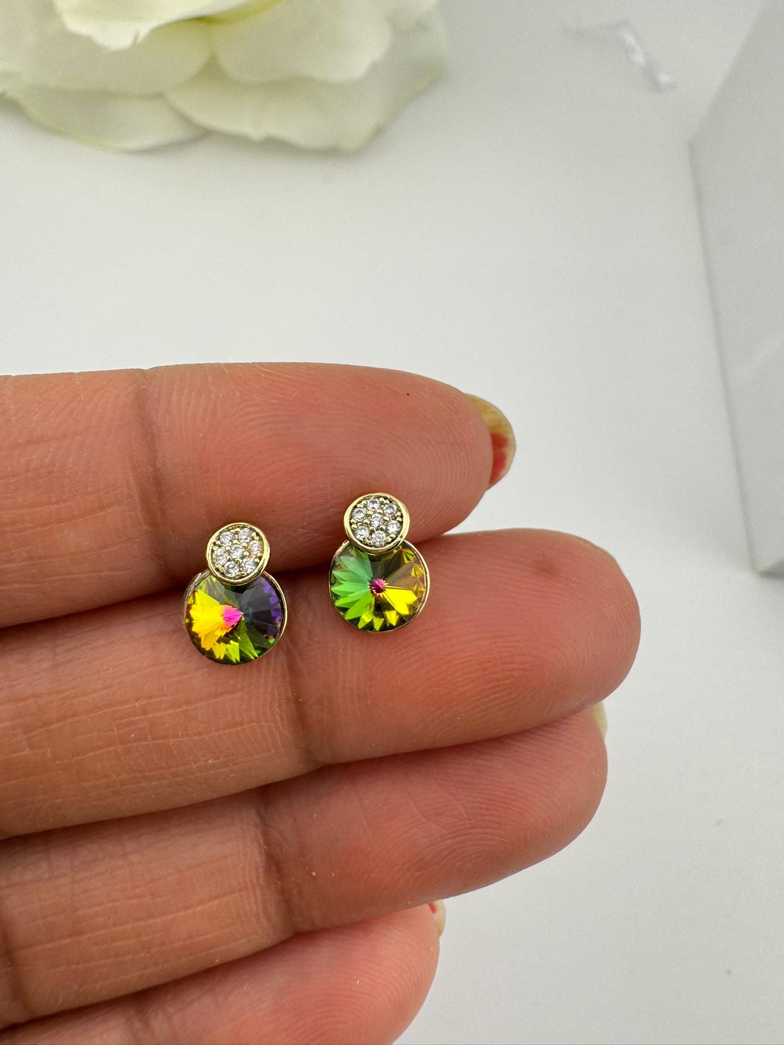 Premium High shine One Swarovski Crystal stone Studs Earrings