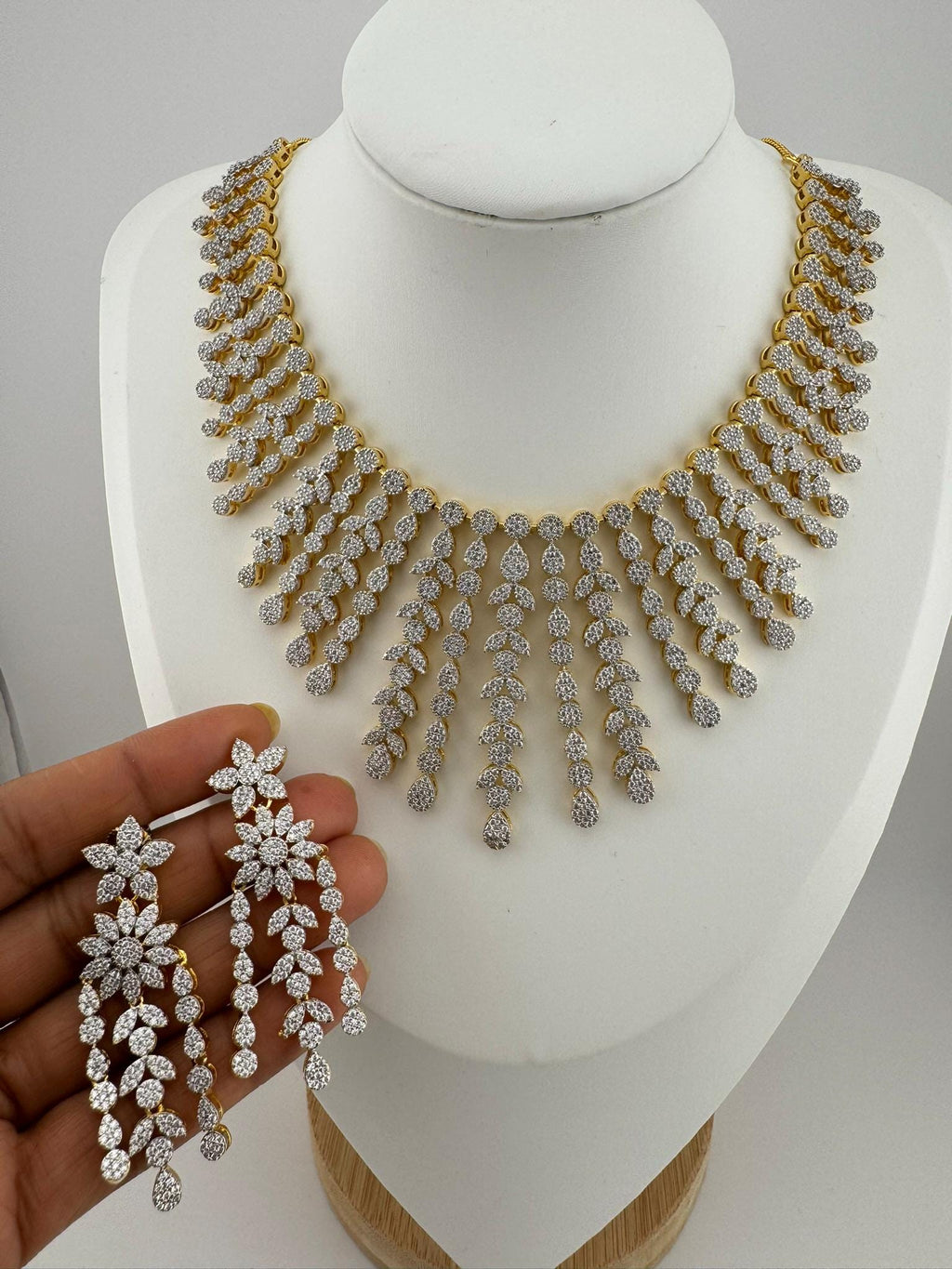 Premium American Diamond, Cubic Zirconia Bridal Collar Necklace with long earrings