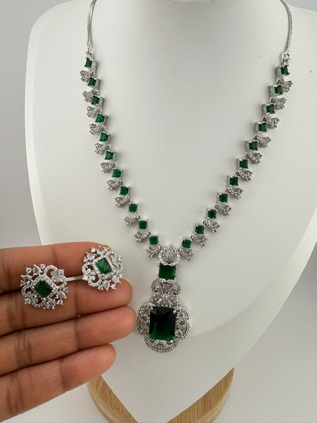 Premium American Diamond, Cubic Zirconia, Silver Polish Green Neeta Ambani Necklace set with studs earring