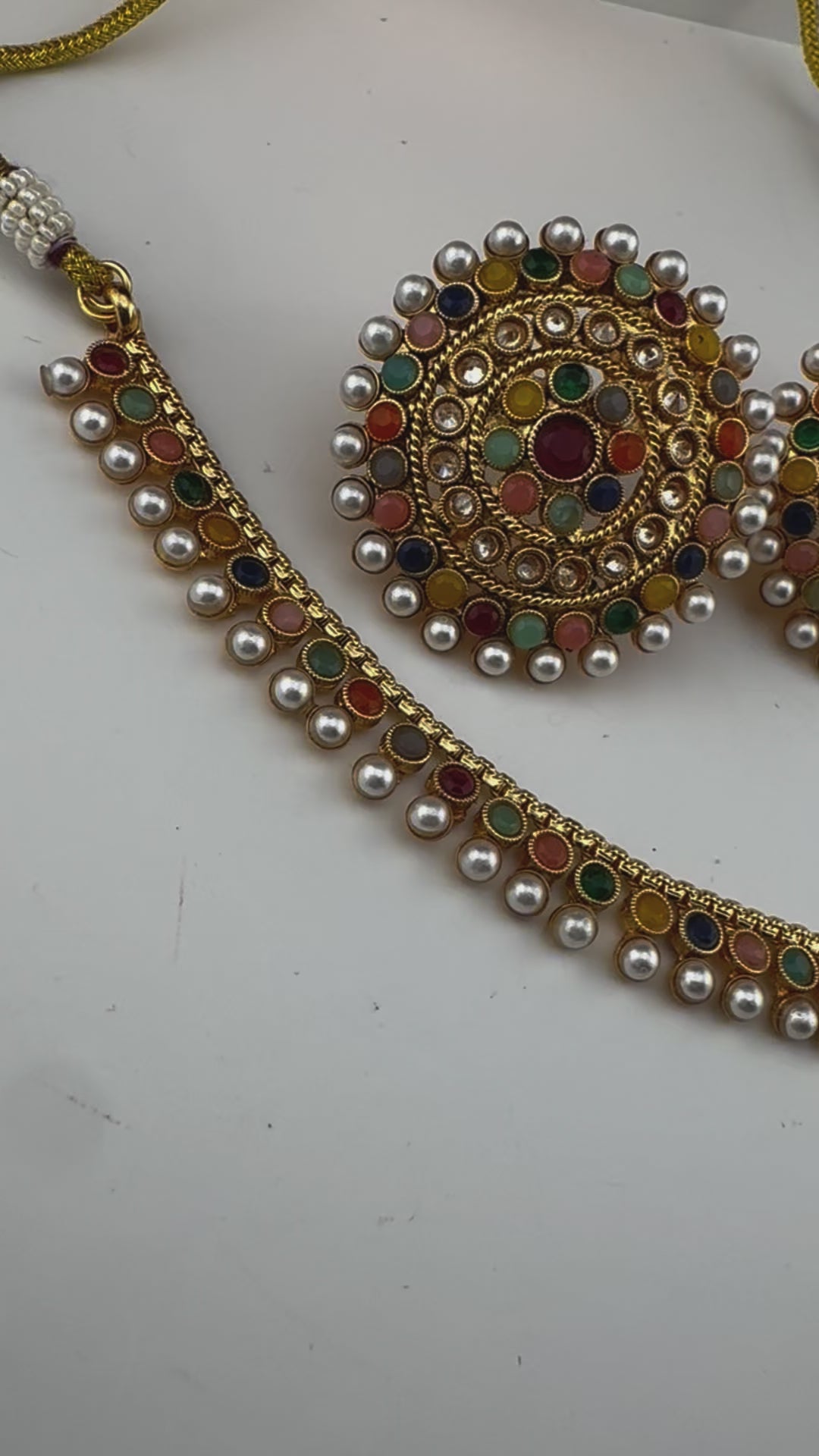 Premium Quality Traditional matt Gold, stones and pearls Necklace with oversized stud earrings and Tikka/Indian sleek necklace set/lightw