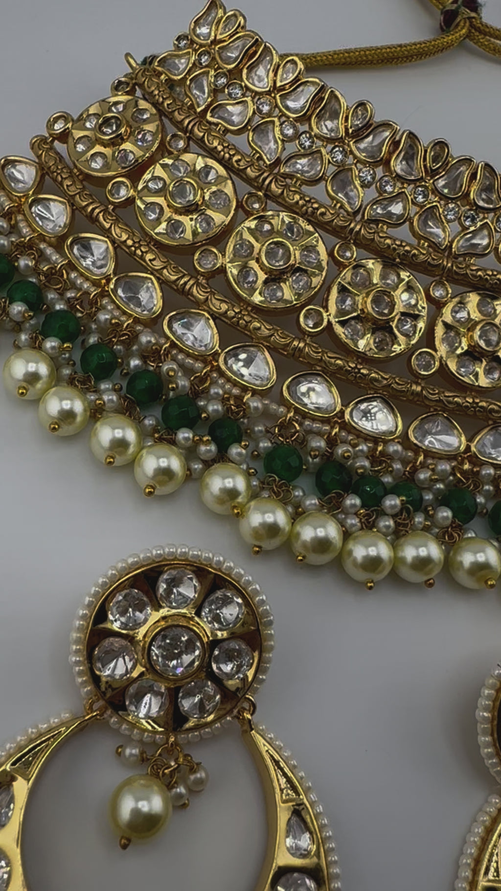 BRIDAL Tyaani Kundan Inspired Premium High gloss Broad Bridal necklace set with earring and Tika