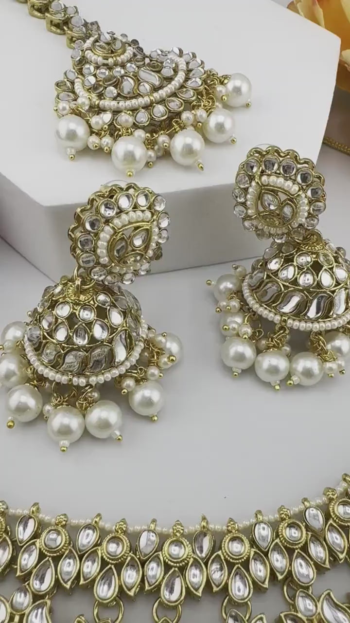 Kundan Heavy Bridal Necklace Set with Jhumka and Tikka